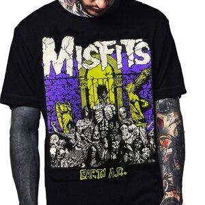 misfits tee ☠️